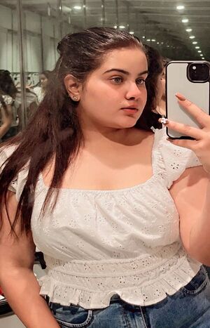 call girls in Kanpur