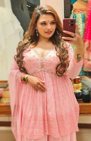 call girl in Kanpur